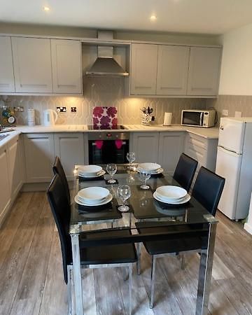 Doc Y Gogledd Apartment Llanelli Ngoại thất bức ảnh